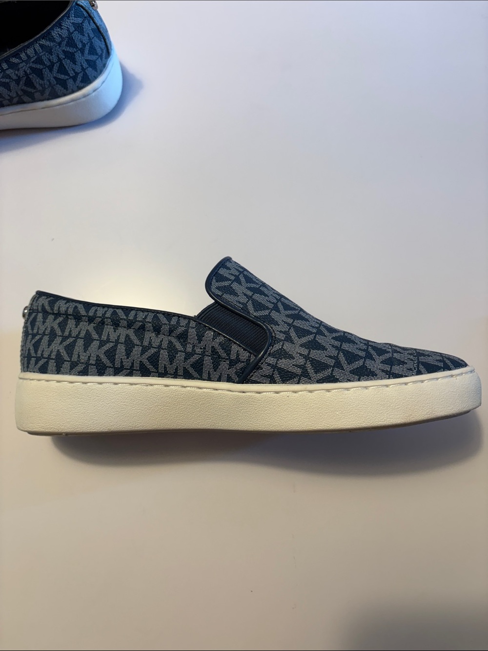 Michael Michael Kors womens Blue MK Monogram Slip-On Sneakers size 6.5 - Picture 4 of 9